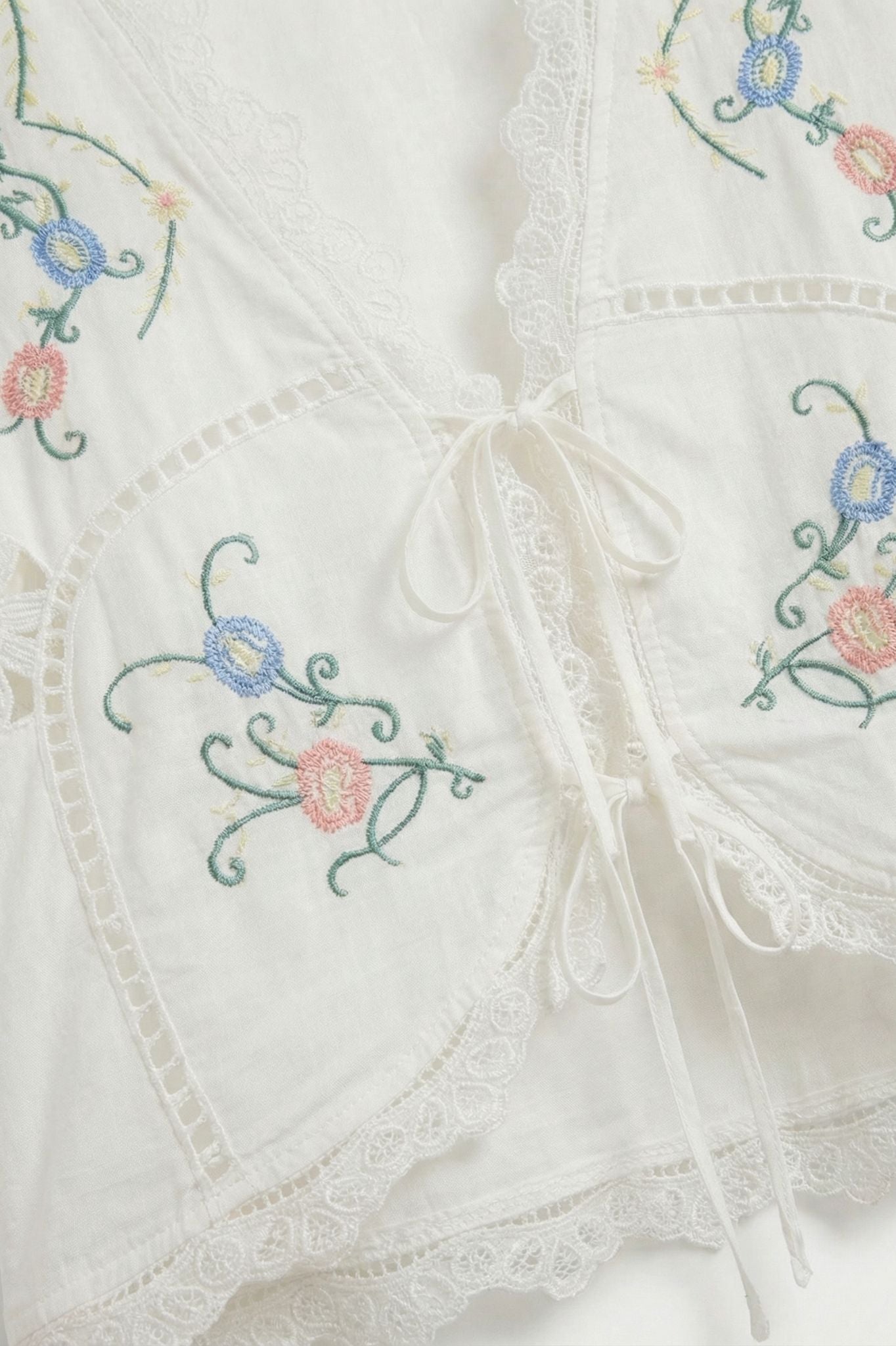 SUSI EMBROIDERED SHIRT