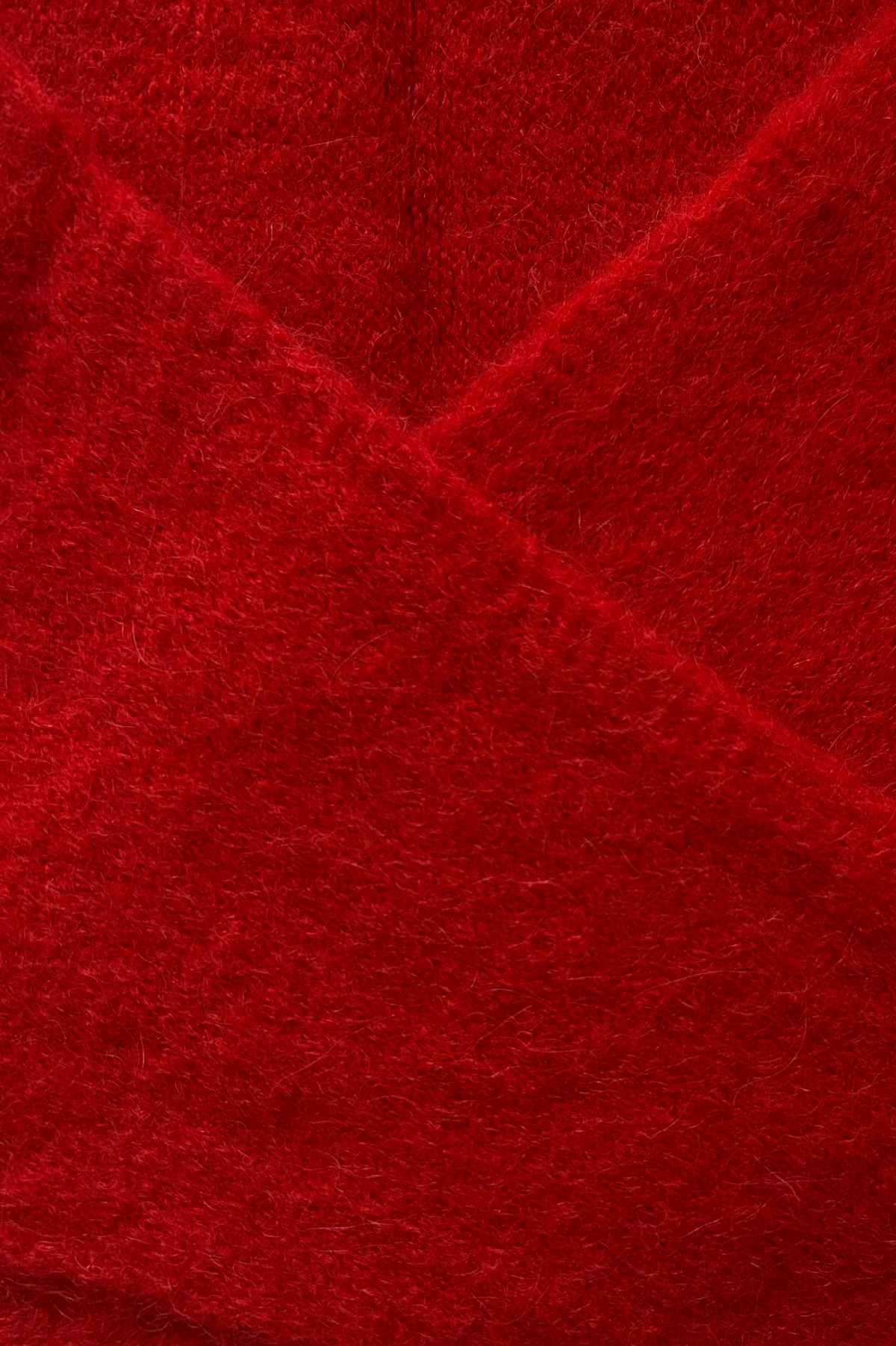 MILLS TRIANGULAR SCARF RED - ALPACA BLEND