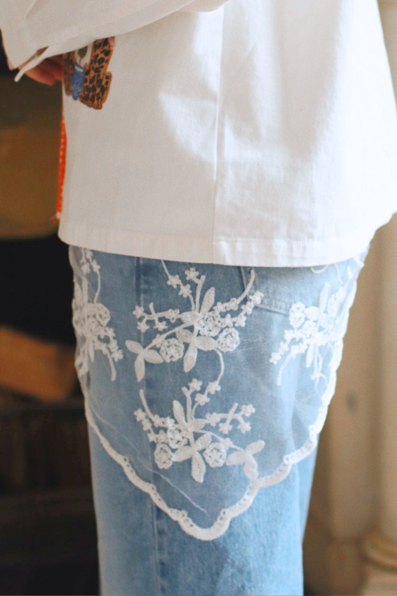 Lace triangular Scarf Leaves