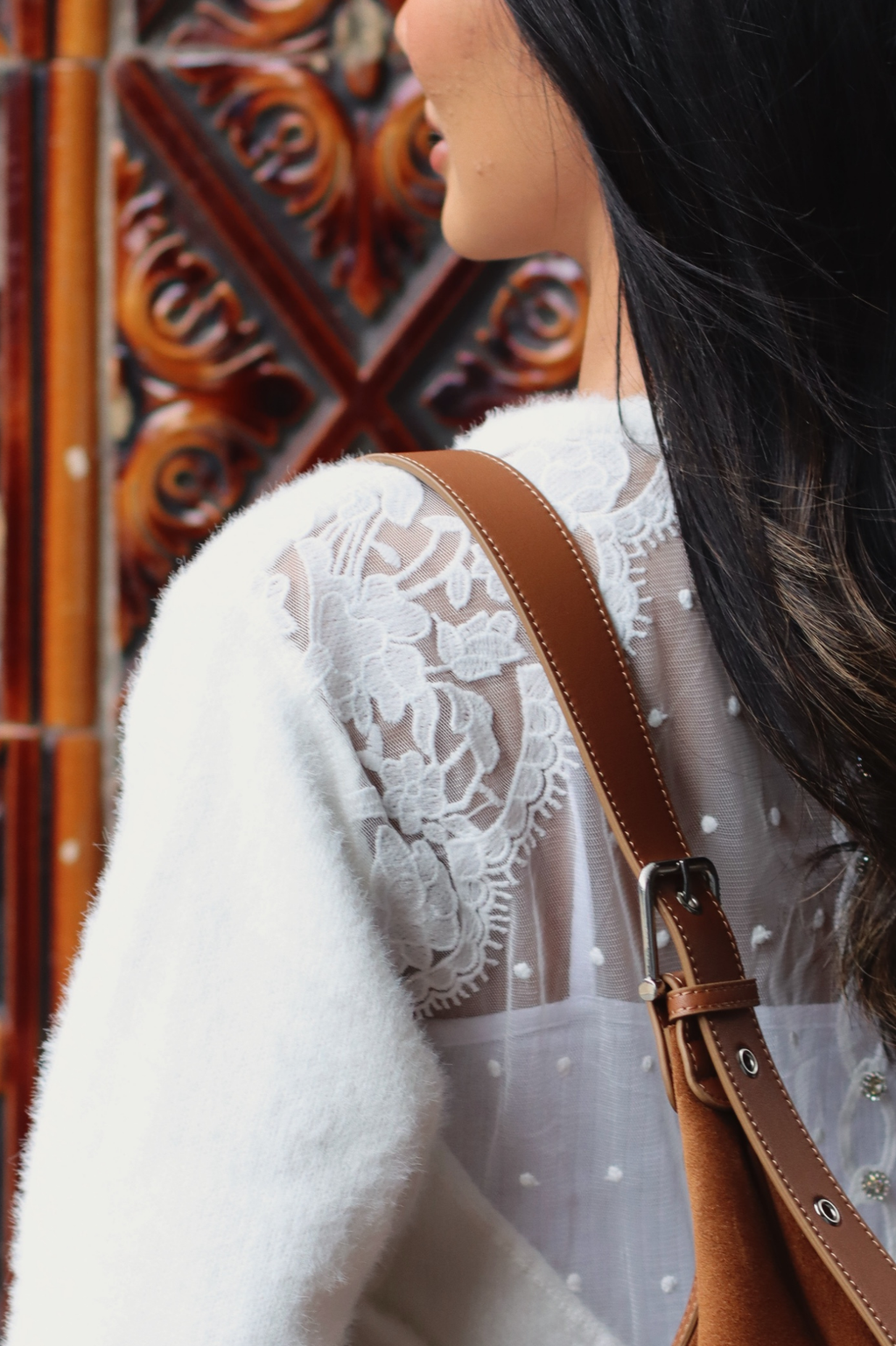 KENNY LACE BACK SWEATER