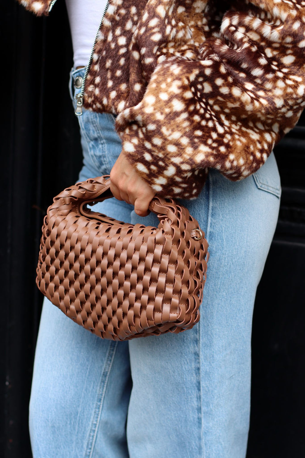 FINNEY WOVEN EFFECT LEATHER HANDBAG CHOCOLATE