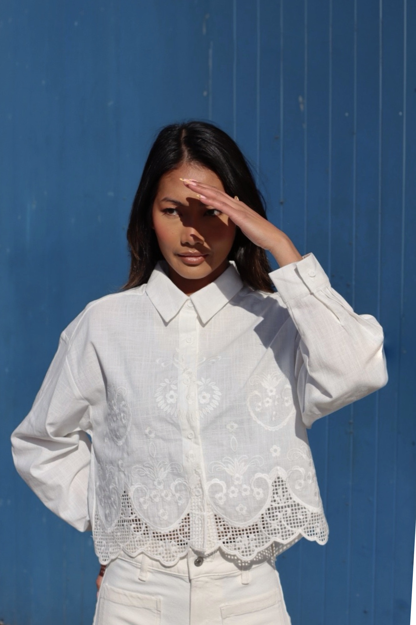 CORINNE CROPPED EMBROIDERED SHIRT