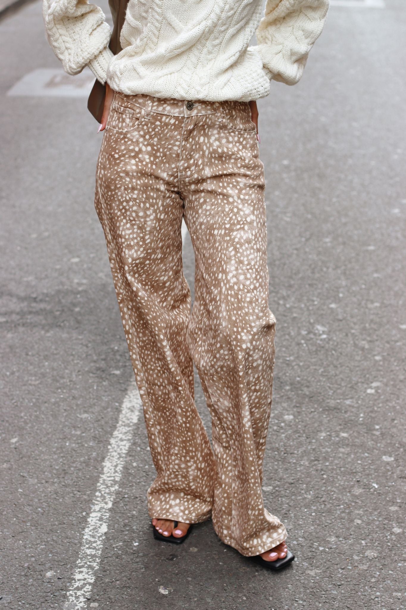 MIRA BAMBI / DEER PRINT JEANS