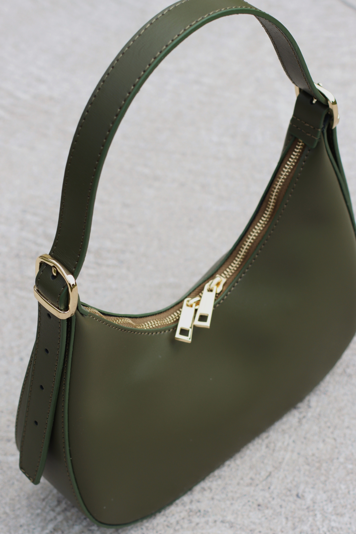 FERN MINI HOBO BOTTLE GREEN