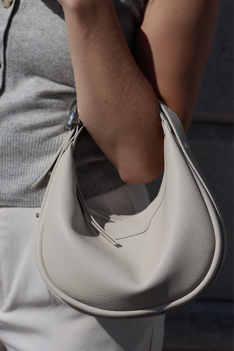 FLORENCE ROUND HANDBAG OFF WHITE