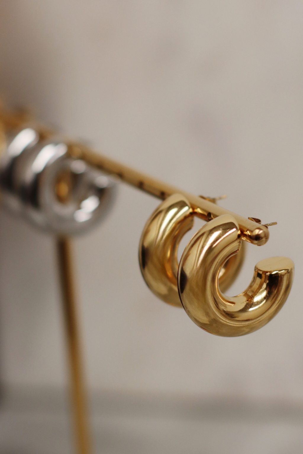 Bea Chunky Hoop Earrings