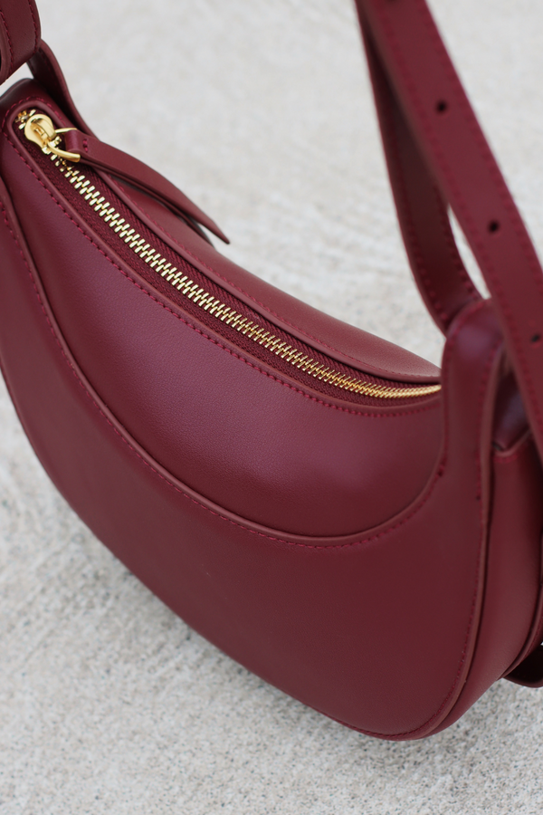 Finley Cross Body Bag Burgundy