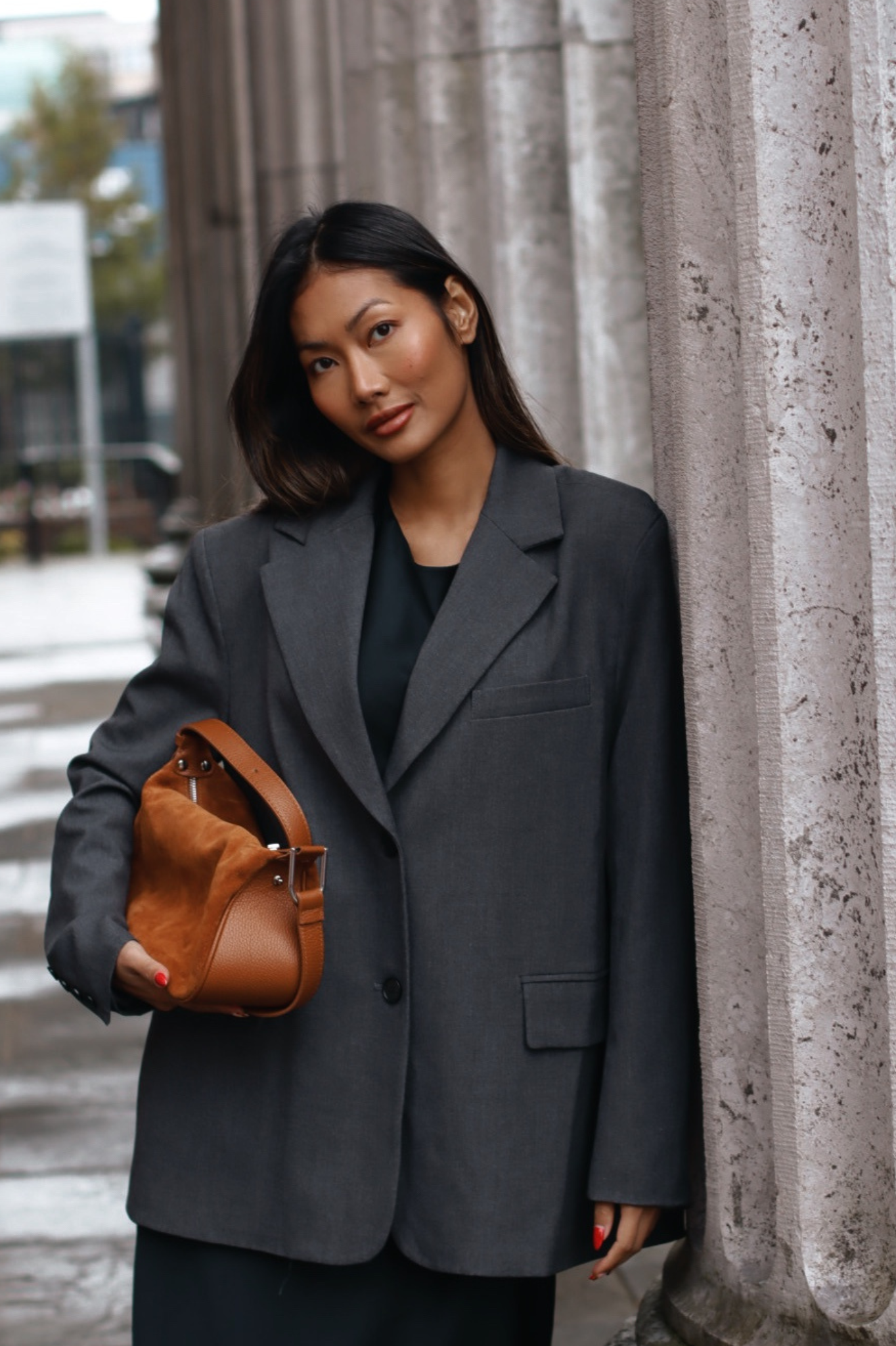 LORIE SPLIT BACK OVERSIZED BLAZER CHARCOAL