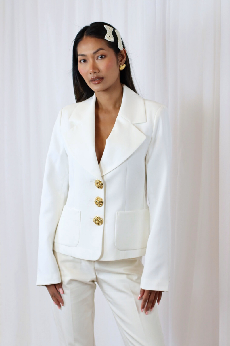 KARMEL FITTED BLAZER WHITE