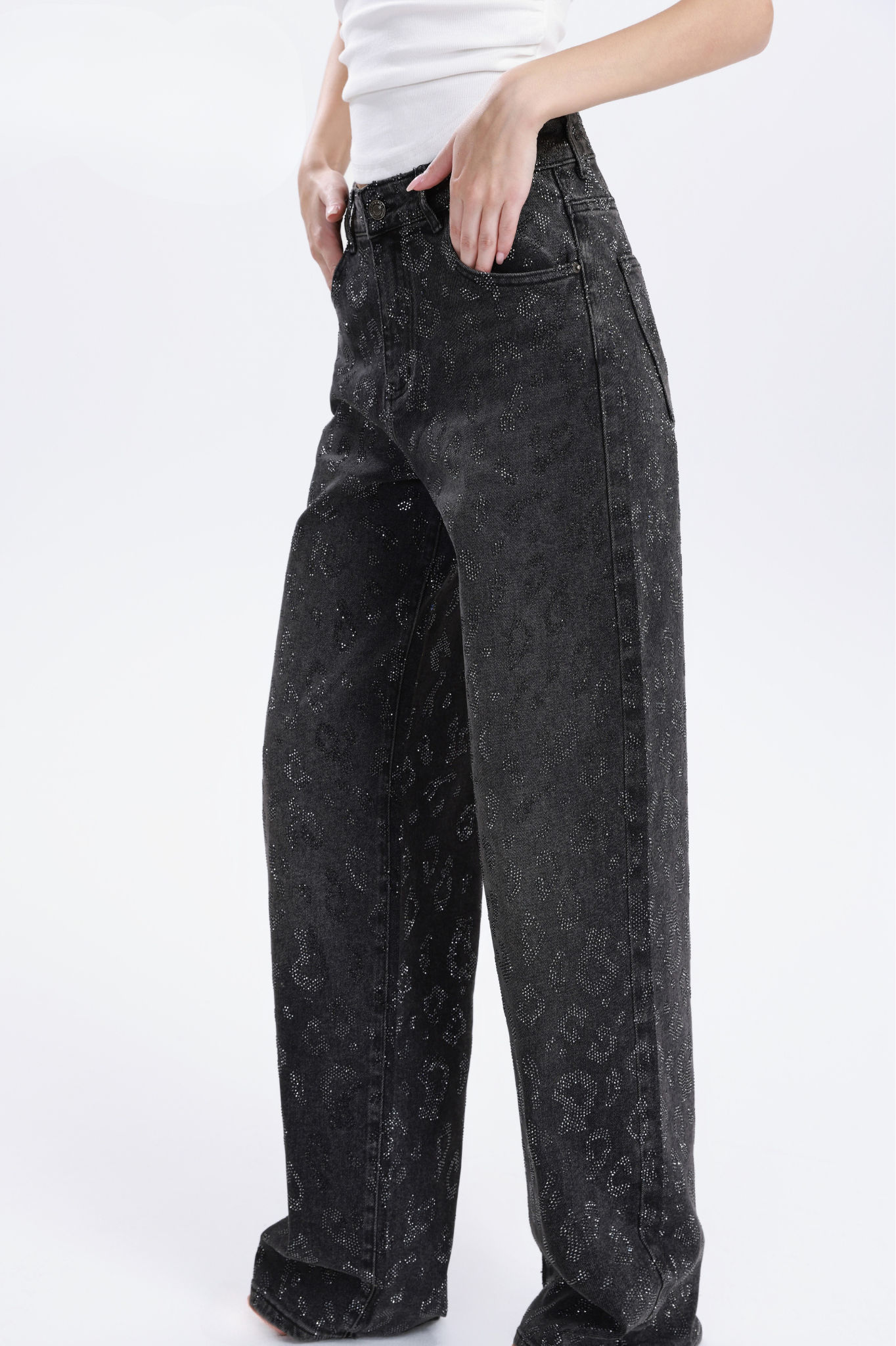 MARS EMBELLISHED JEANS