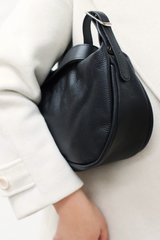 FIORA HALF MOON TOTE BLACK