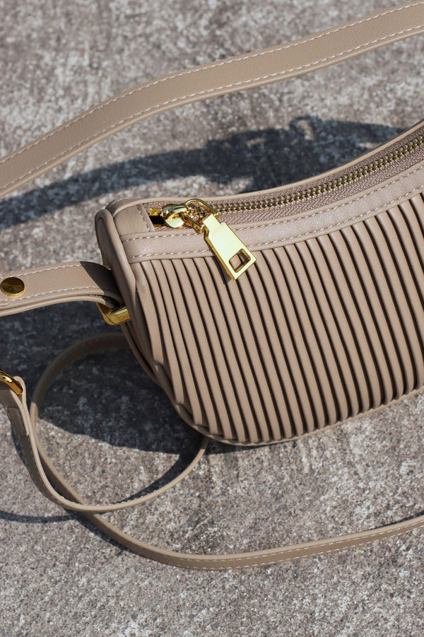 FLORIANNA PLISSE BAG TAUPE