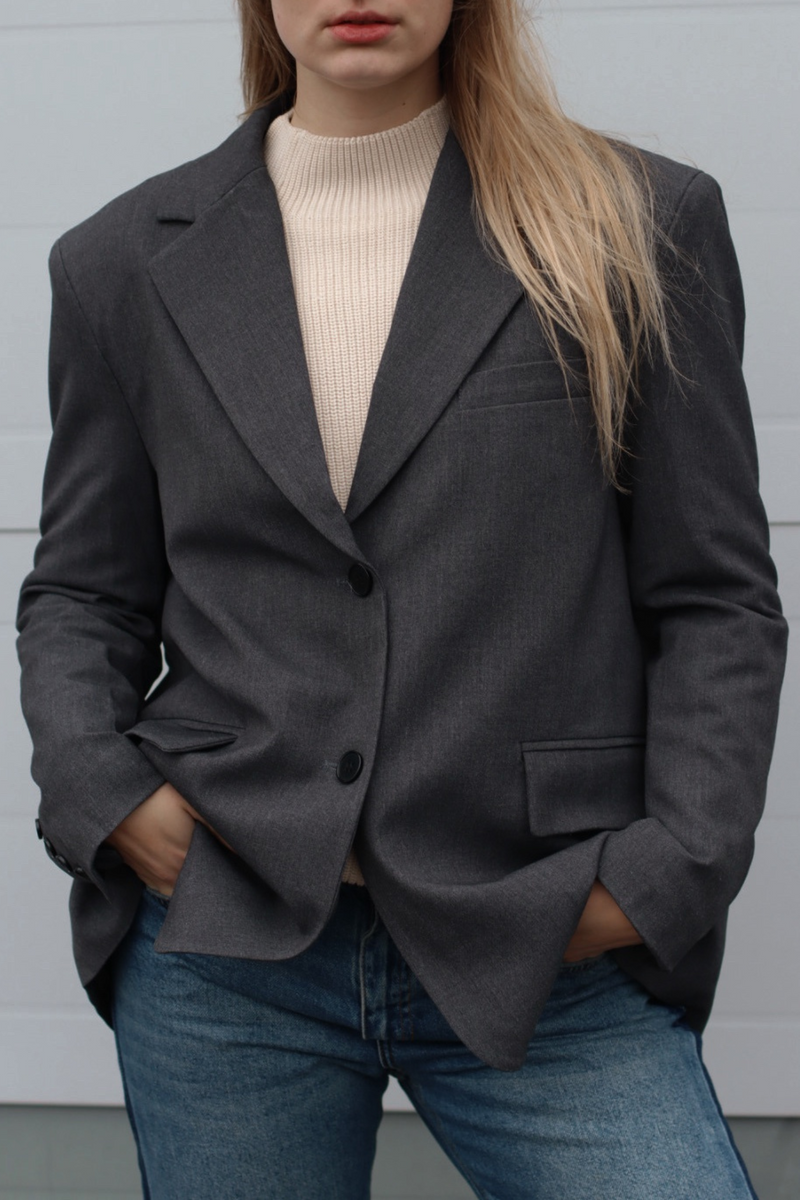 LORIE SPLIT BACK OVERSIZED BLAZER CHARCOAL