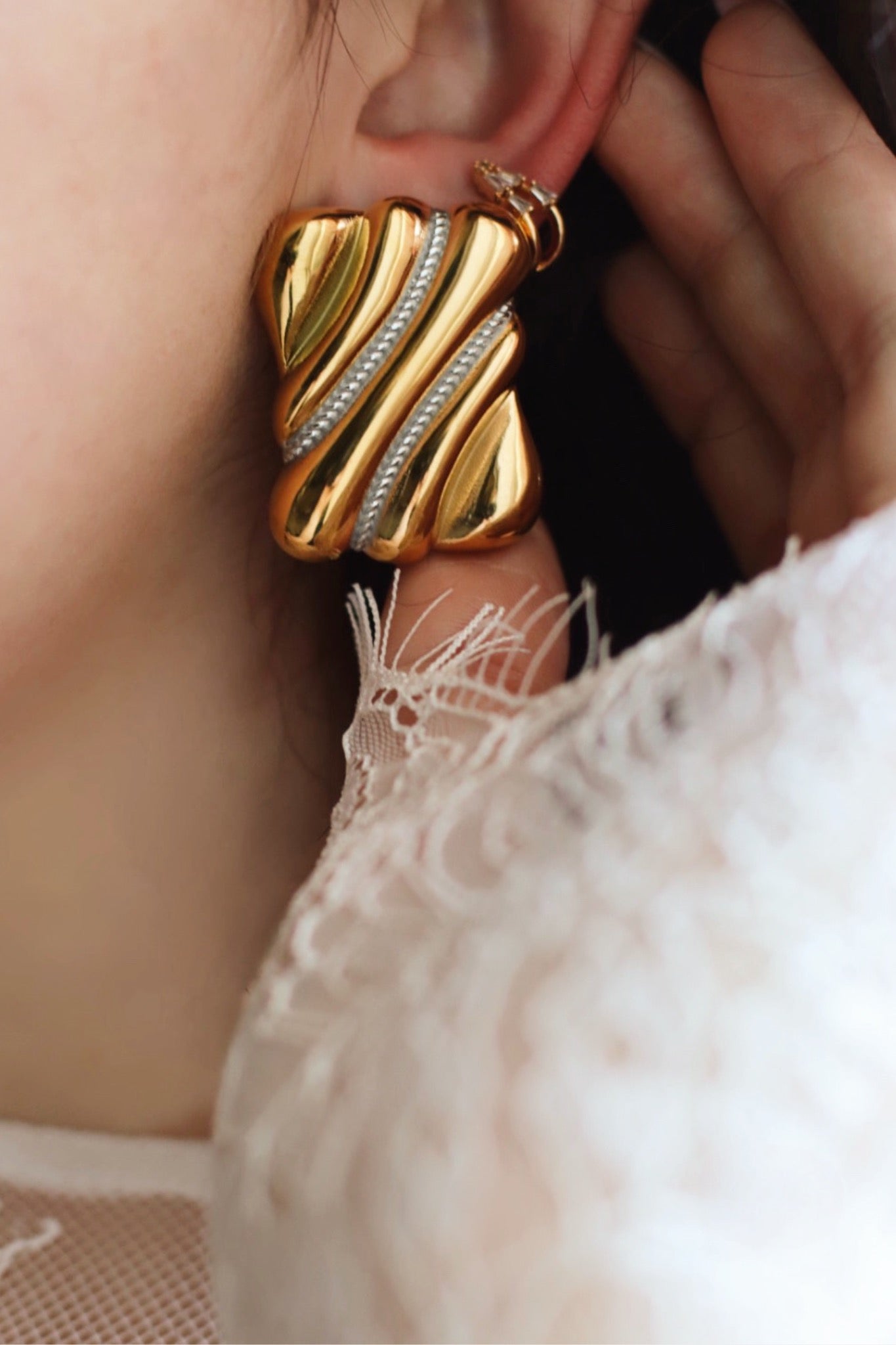 Annabelle Earrings