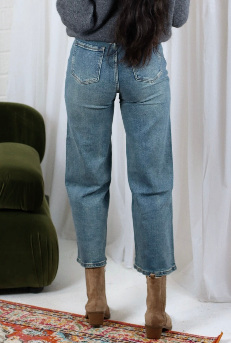 MAIA HIGH WAISTED JEANS