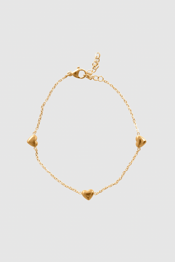 Dainty hearts chain bracelet