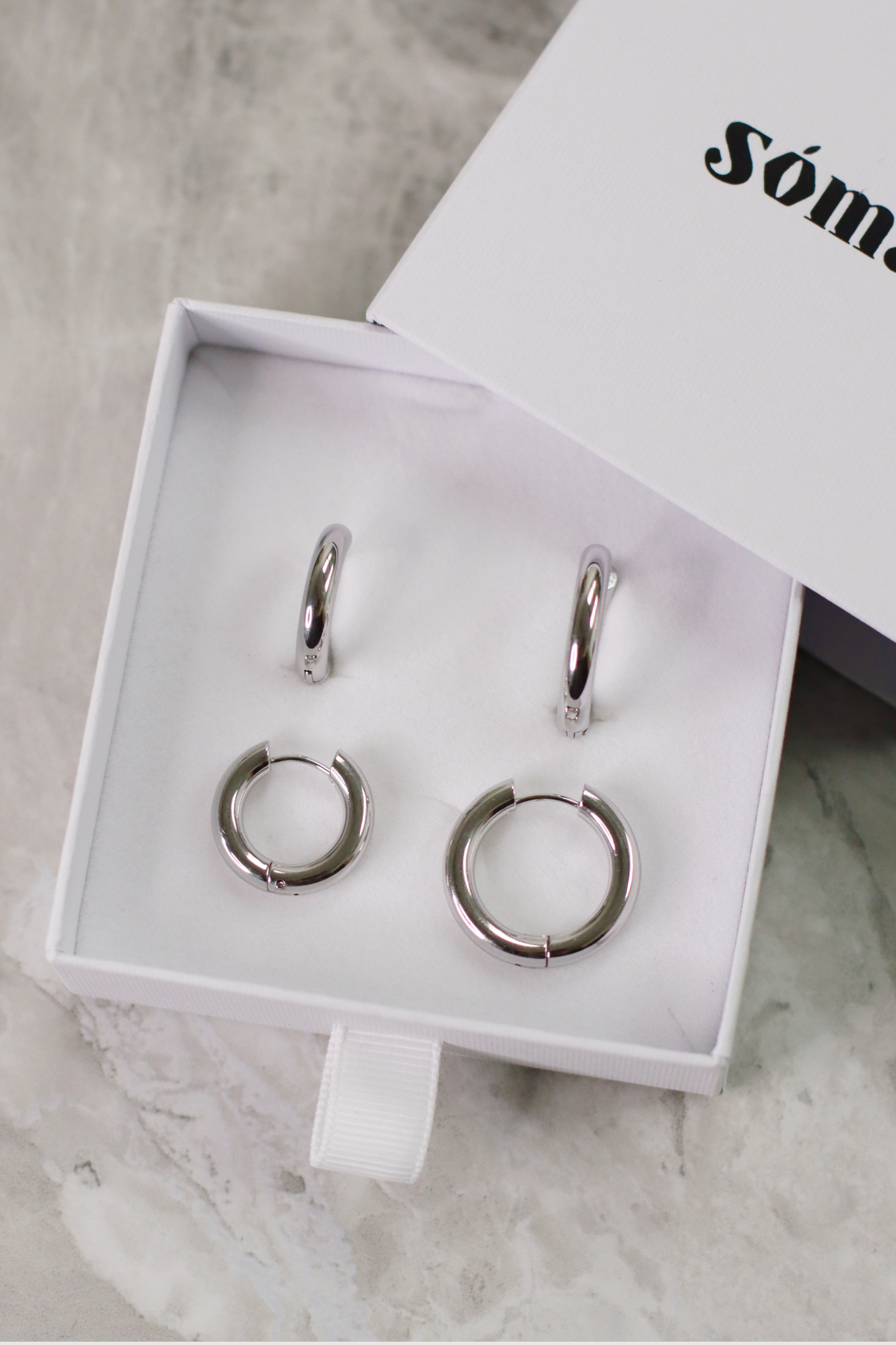 Maya Classic Hoops Silver