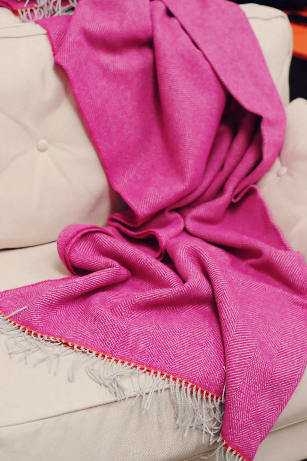 100% Wool Throw - Fuchsia